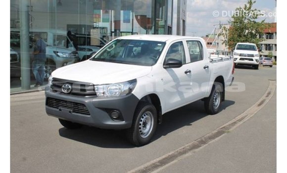 Buy Import Toyota Hilux White Car in Import - Dubai in Abhasia Buy Import Toyota Hilux White Car in Import - Dubai in Abhasia