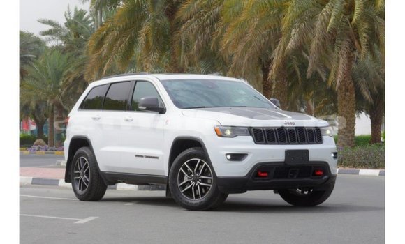 Buy Import Jeep Grand Cherokee White Car in Import - Dubai in Abhasia