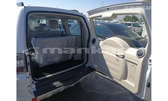 Buy Import Mitsubishi Pajero White Car in Import - Dubai in Abhasia Buy Import Mitsubishi Pajero White Car in Import - Dubai in Abhasia