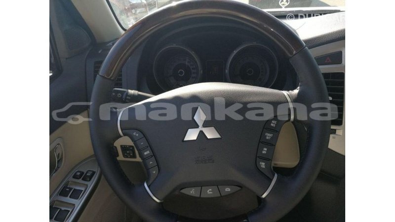 Big with watermark mitsubishi pajero abhasia import dubai 3349