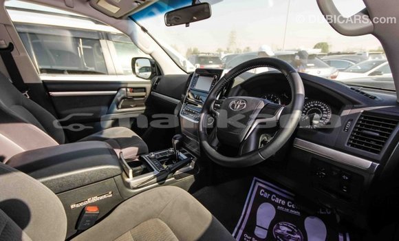 Buy Import Toyota Land Cruiser Black Car in Import - Dubai in Abhasia Buy Import Toyota Land Cruiser Black Car in Import - Dubai in Abhasia