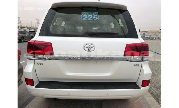 Buy Import Toyota Land Cruiser White Car in Import - Dubai in Abhasia Buy Import Toyota Land Cruiser White Car in Import - Dubai in Abhasia