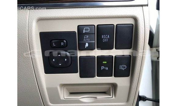 Buy Import Toyota Land Cruiser White Car in Import - Dubai in Abhasia Buy Import Toyota Land Cruiser White Car in Import - Dubai in Abhasia