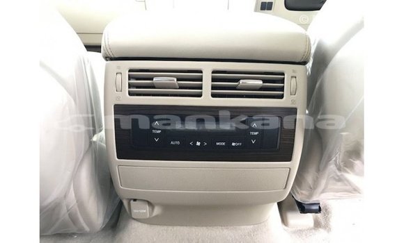 Buy Import Toyota Land Cruiser White Car in Import - Dubai in Abhasia Buy Import Toyota Land Cruiser White Car in Import - Dubai in Abhasia