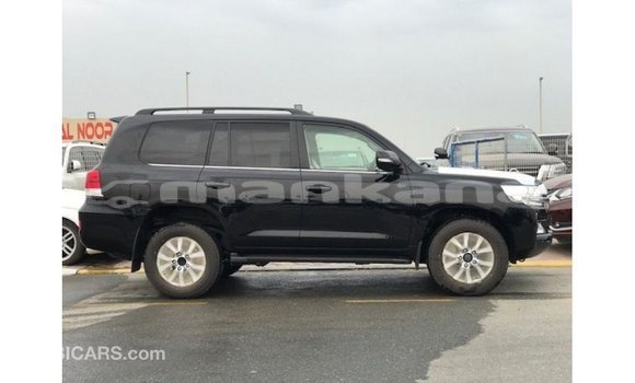 Buy Import Toyota Land Cruiser Black Car in Import - Dubai in Abhasia Buy Import Toyota Land Cruiser Black Car in Import - Dubai in Abhasia