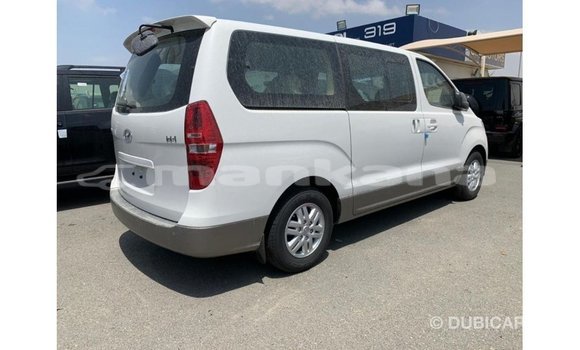 Buy Import Hyundai Accent White Car in Import - Dubai in Abhasia Buy Import Hyundai Accent White Car in Import - Dubai in Abhasia