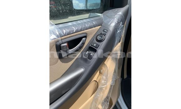 Buy Import Hyundai Accent White Car in Import - Dubai in Abhasia Buy Import Hyundai Accent White Car in Import - Dubai in Abhasia