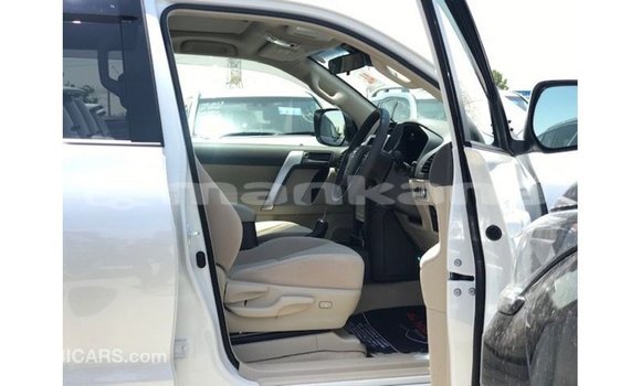 Buy Import Toyota Prado White Car in Import - Dubai in Abhasia Buy Import Toyota Prado White Car in Import - Dubai in Abhasia
