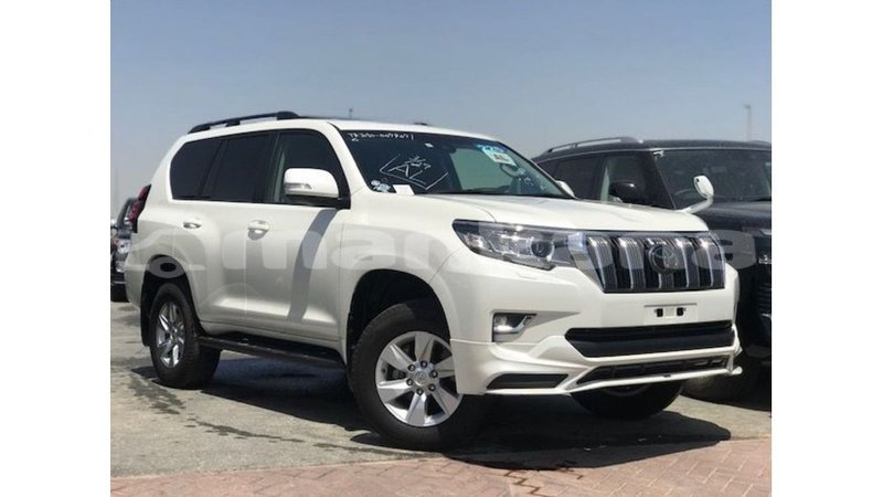 Big with watermark toyota prado abhasia import dubai 3393