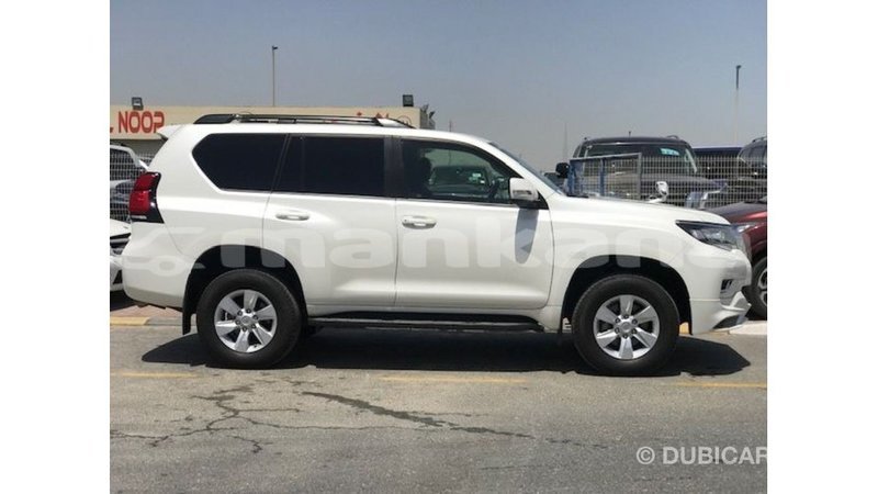 Big with watermark toyota prado abhasia import dubai 3393