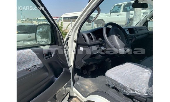 Buy Import Toyota Hiace White Car in Import - Dubai in Abhasia Buy Import Toyota Hiace White Car in Import - Dubai in Abhasia