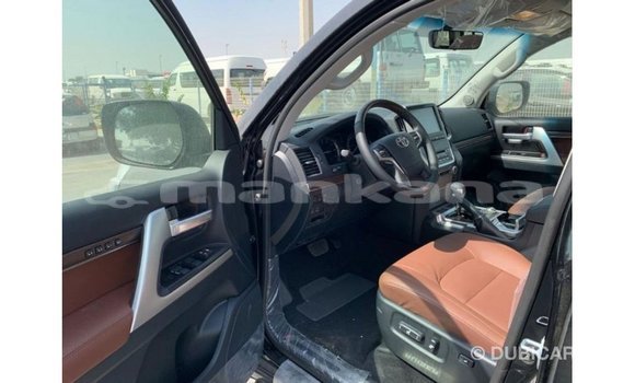 Buy Import Toyota Land Cruiser Black Car in Import - Dubai in Abhasia Buy Import Toyota Land Cruiser Black Car in Import - Dubai in Abhasia