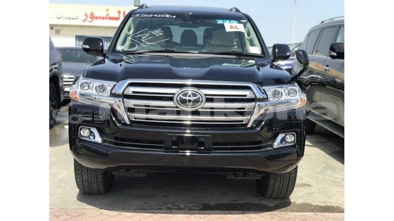Big with watermark toyota land cruiser abhasia import dubai 3407