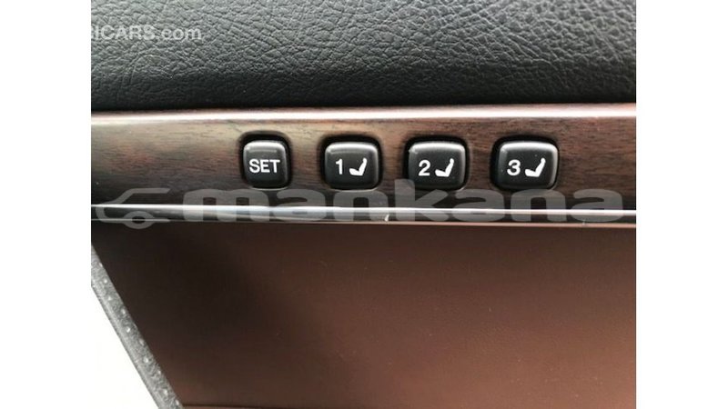 Big with watermark toyota land cruiser abhasia import dubai 3410