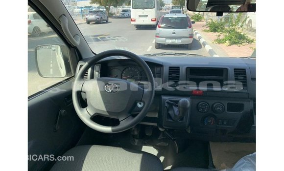 Buy Import Toyota Hiace White Car in Import - Dubai in Abhasia Buy Import Toyota Hiace White Car in Import - Dubai in Abhasia