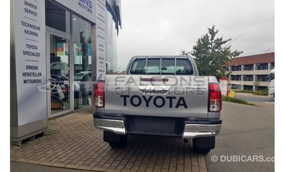 Buy Import Toyota Hilux Brown Car in Import - Dubai in Abhasia Buy Import Toyota Hilux Brown Car in Import - Dubai in Abhasia