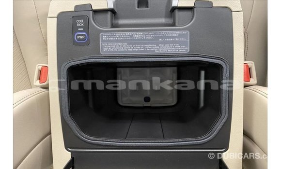 Buy Import Toyota Land Cruiser White Car in Import - Dubai in Abhasia Buy Import Toyota Land Cruiser White Car in Import - Dubai in Abhasia