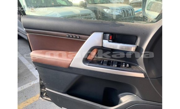 Buy Import Toyota Land Cruiser Black Car in Import - Dubai in Abhasia Buy Import Toyota Land Cruiser Black Car in Import - Dubai in Abhasia