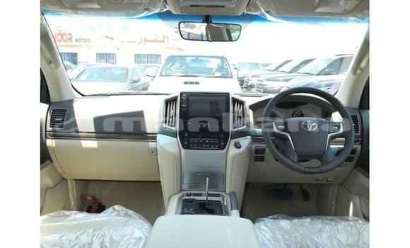 Buy Import Toyota Land Cruiser Blue Car in Import - Dubai in Abhasia Buy Import Toyota Land Cruiser Blue Car in Import - Dubai in Abhasia