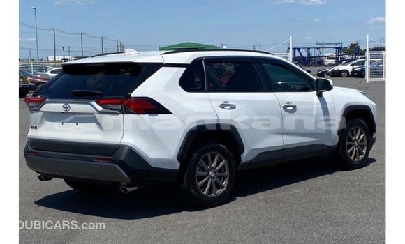 Buy Import Toyota HiAce White Truck in Import - Dubai in Abhasia Buy Import Toyota HiAce White Truck in Import - Dubai in Abhasia