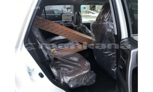 Buy Import Toyota HiAce White Truck in Import - Dubai in Abhasia Buy Import Toyota HiAce White Truck in Import - Dubai in Abhasia