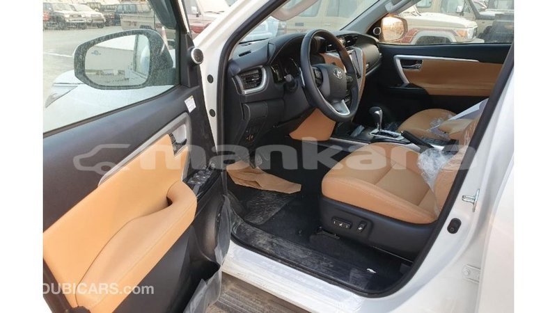Big with watermark toyota fortuner abhasia import dubai 3465