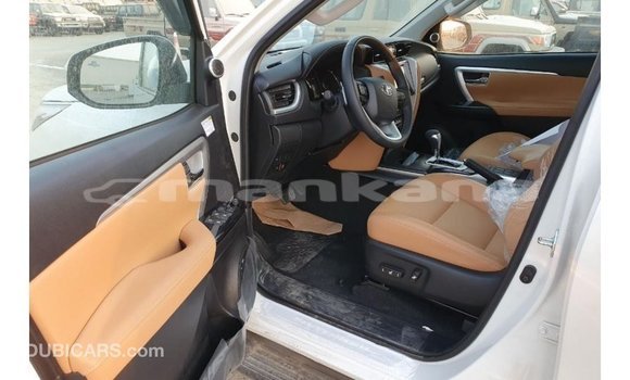 Buy Import Toyota Fortuner White Car in Import - Dubai in Abhasia Buy Import Toyota Fortuner White Car in Import - Dubai in Abhasia