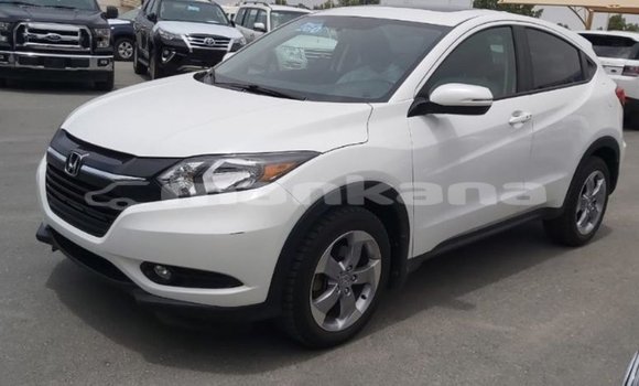 Buy Import Honda C White Bike in Import - Dubai in Abhasia