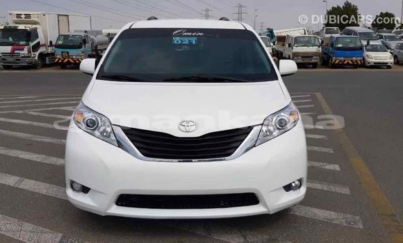 Buy Import Toyota Sienna White Car in Import - Dubai in Abhasia Buy Import Toyota Sienna White Car in Import - Dubai in Abhasia