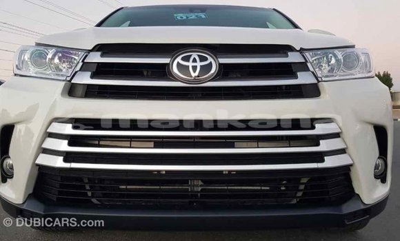 Buy Import Toyota Highlander White Car in Import - Dubai in Abhasia Buy Import Toyota Highlander White Car in Import - Dubai in Abhasia