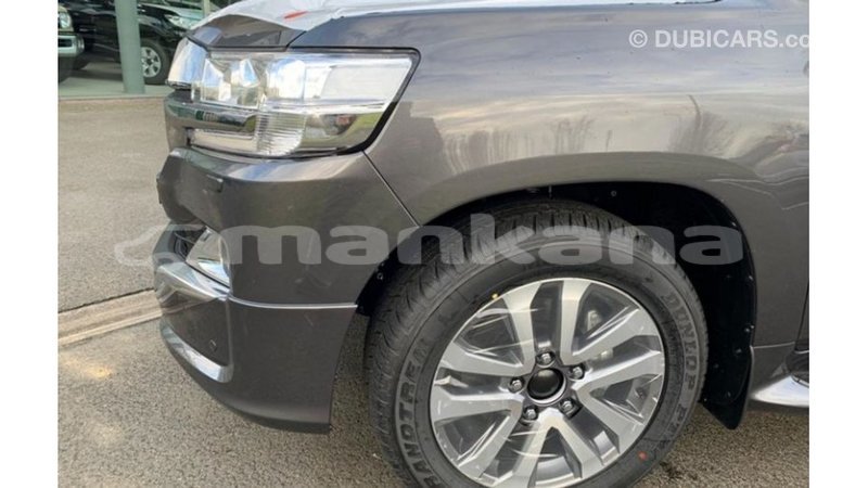 Big with watermark toyota land cruiser abhasia import dubai 3494