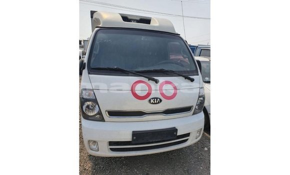 Buy Import Kia Carens White Car in Import - Dubai in Abhasia Buy Import Kia Carens White Car in Import - Dubai in Abhasia