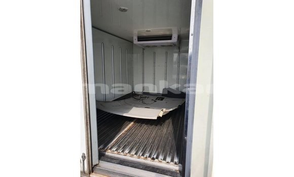 Buy Import Kia Carens White Car in Import - Dubai in Abhasia Buy Import Kia Carens White Car in Import - Dubai in Abhasia