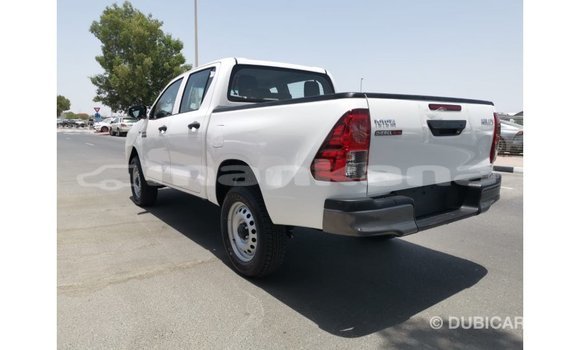 Buy Import Toyota Hilux White Car in Import - Dubai in Abhasia Buy Import Toyota Hilux White Car in Import - Dubai in Abhasia