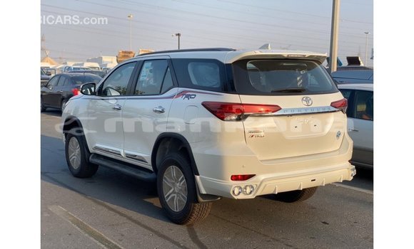 Buy Import Toyota Fortuner White Car in Import - Dubai in Abhasia Buy Import Toyota Fortuner White Car in Import - Dubai in Abhasia
