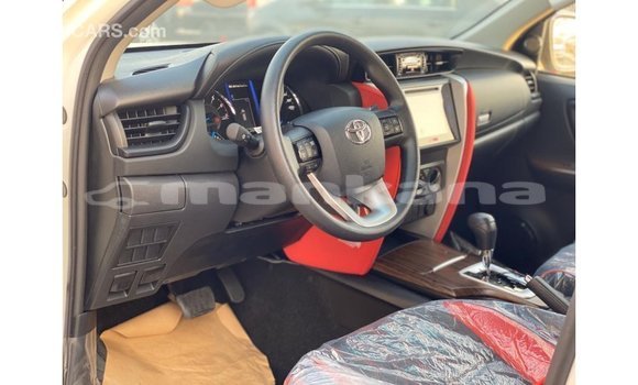 Buy Import Toyota Fortuner White Car in Import - Dubai in Abhasia Buy Import Toyota Fortuner White Car in Import - Dubai in Abhasia