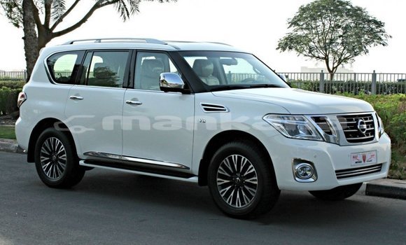 Buy Import Nissan Patrol White Car in Import - Dubai in Abhasia