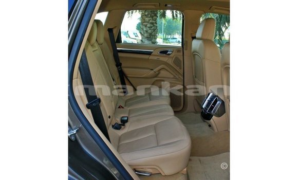Buy Import Porsche Cayenne Brown Car in Import - Dubai in Abhasia Buy Import Porsche Cayenne Brown Car in Import - Dubai in Abhasia