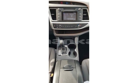 Buy Import Toyota Highlander Brown Car in Import - Dubai in Abhasia Buy Import Toyota Highlander Brown Car in Import - Dubai in Abhasia