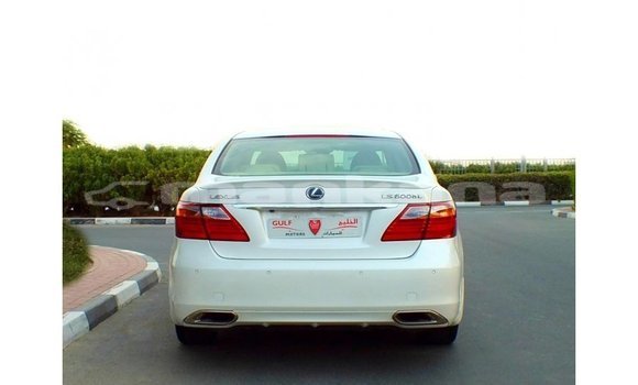 Buy Import Lexus LS White Car in Import - Dubai in Abhasia Buy Import Lexus LS White Car in Import - Dubai in Abhasia