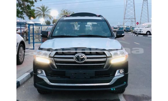Buy Import Toyota DA Black Truck in Import - Dubai in Abhasia