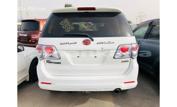 Buy Import Toyota Fortuner White Car in Import - Dubai in Abhasia Buy Import Toyota Fortuner White Car in Import - Dubai in Abhasia