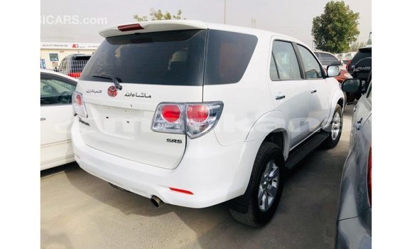 Buy Import Toyota Fortuner White Car in Import - Dubai in Abhasia Buy Import Toyota Fortuner White Car in Import - Dubai in Abhasia