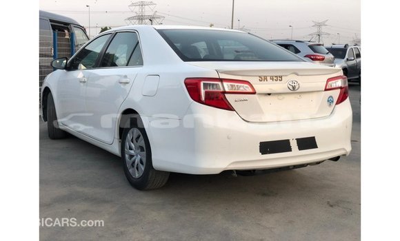 Buy Import Toyota Camry White Car in Import - Dubai in Abhasia Buy Import Toyota Camry White Car in Import - Dubai in Abhasia