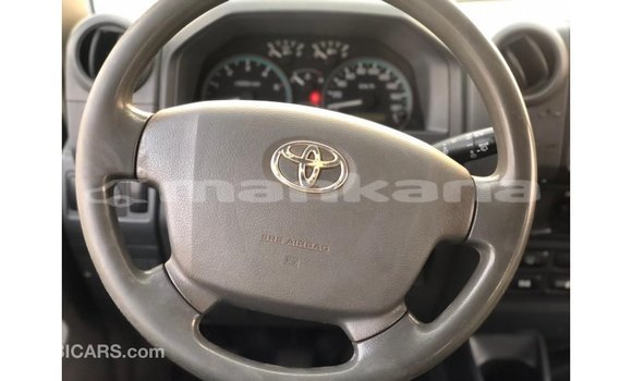 Buy Import Toyota Land Cruiser White Car in Import - Dubai in Abhasia Buy Import Toyota Land Cruiser White Car in Import - Dubai in Abhasia