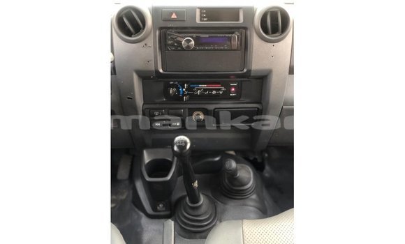 Buy Import Toyota Land Cruiser White Car in Import - Dubai in Abhasia Buy Import Toyota Land Cruiser White Car in Import - Dubai in Abhasia