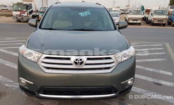Buy Import Toyota Highlander Green Car in Import - Dubai in Abhasia Buy Import Toyota Highlander Green Car in Import - Dubai in Abhasia