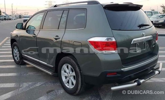 Buy Import Toyota Highlander Green Car in Import - Dubai in Abhasia Buy Import Toyota Highlander Green Car in Import - Dubai in Abhasia