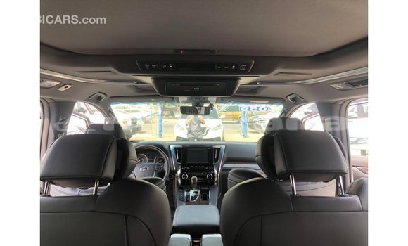 Buy Import Toyota Alphard White Car in Import - Dubai in Abhasia Buy Import Toyota Alphard White Car in Import - Dubai in Abhasia