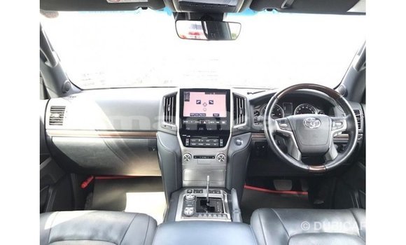 Buy Import Toyota Land Cruiser White Car in Import - Dubai in Abhasia Buy Import Toyota Land Cruiser White Car in Import - Dubai in Abhasia